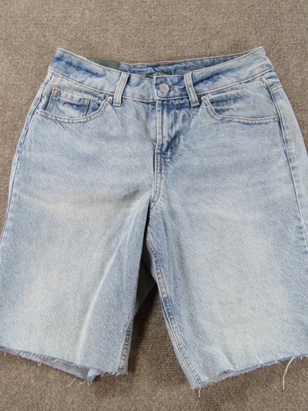 Wild Fable Mid-Rise 10" Easy Rigid Cut-Off Jean Shorts Lt Wash Size0 100314 NWT